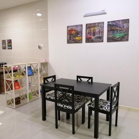 A&D Home-Stay @Kota Warisan, Sepang Ngoại thất bức ảnh