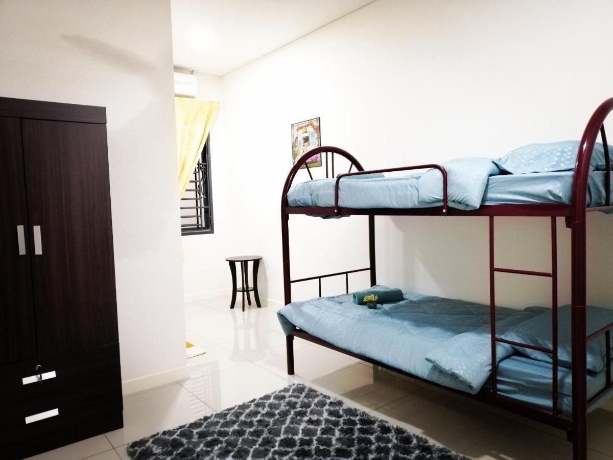 A&D Home-Stay @Kota Warisan, Sepang Ngoại thất bức ảnh