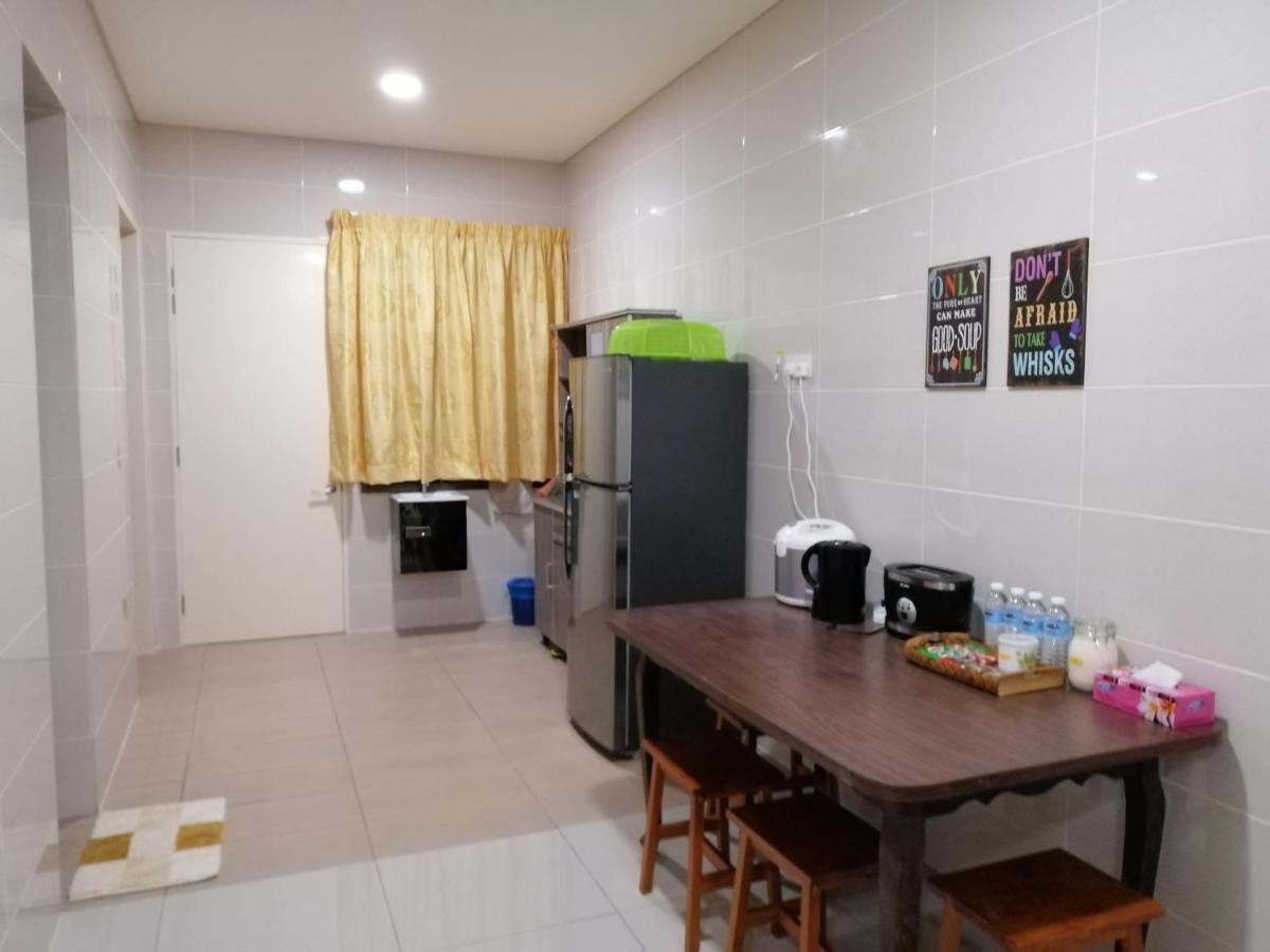 A&D Home-Stay @Kota Warisan, Sepang Ngoại thất bức ảnh