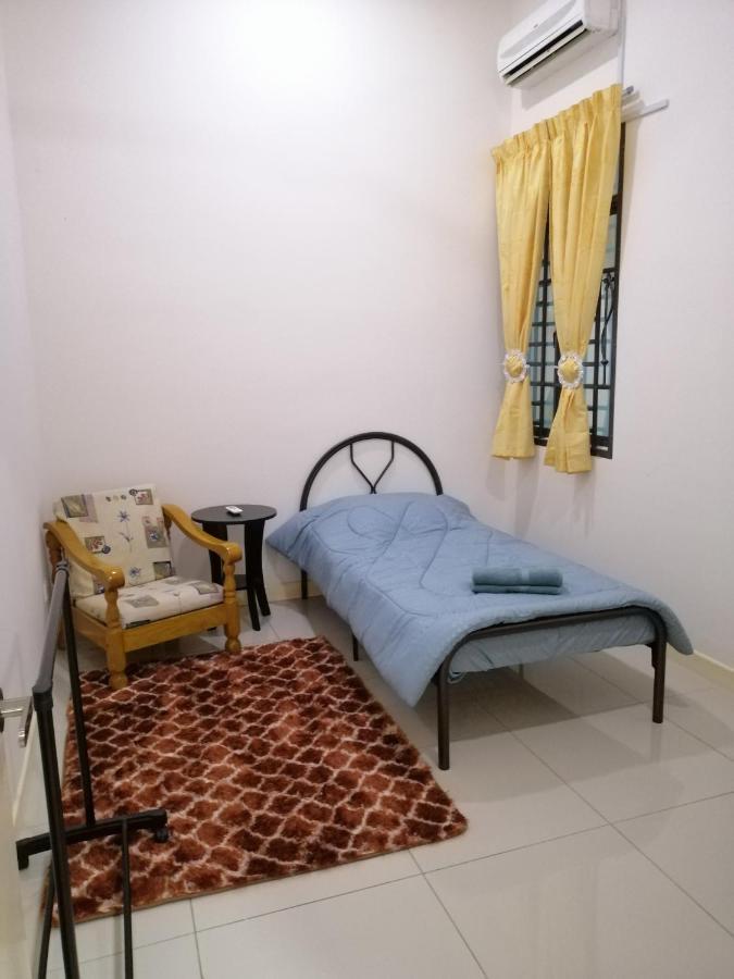 A&D Home-Stay @Kota Warisan, Sepang Ngoại thất bức ảnh